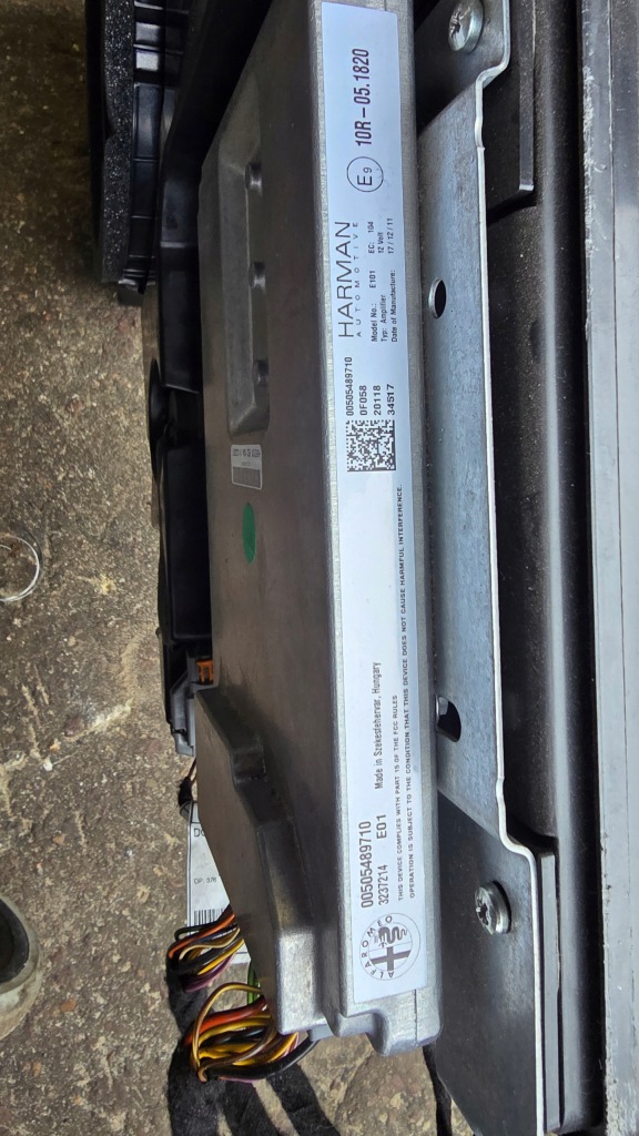 фото №7, Динаміки підсилювач труба harman cardon alfa romeo stelvio комплект