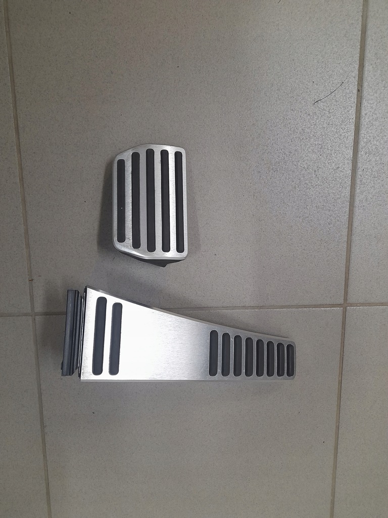 фото №1, Накладки na педали оригинал r-design volvo xc60 ii 2018r w-wa