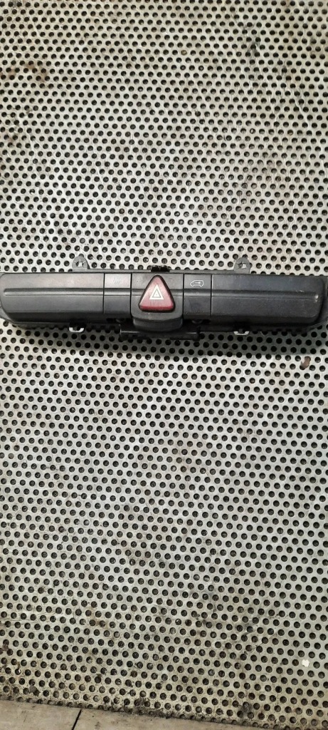 Купить Панель кнопки mercedes sprinter a9065450507