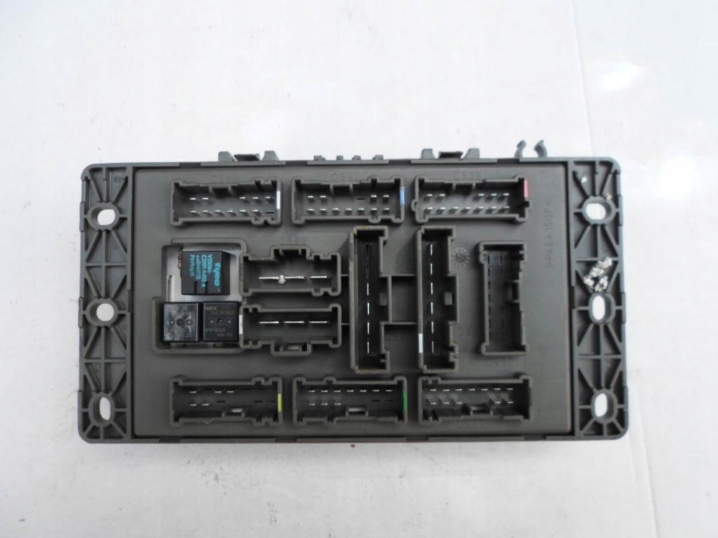 фото №2, Корпус корпус запобіжників mini cooper r50 1.6