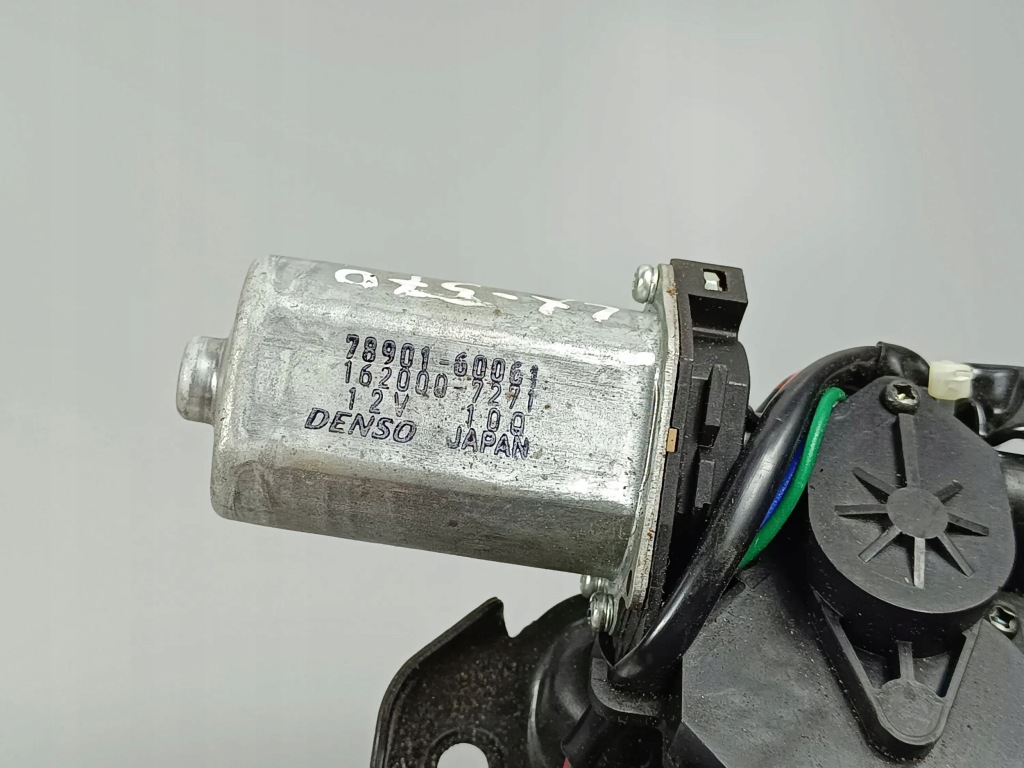 фото №5, 2015 lexus lx 570 защёлка спинка сиденье 7890160061