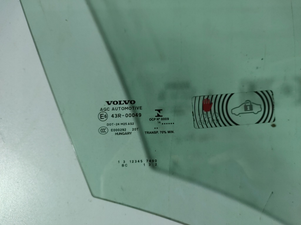 фото №7, Volvo v40 14r- скло двері правий перед