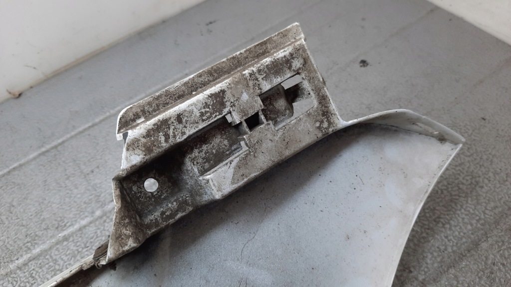 фото №16, Крыло правый mercedes vito w639 07r