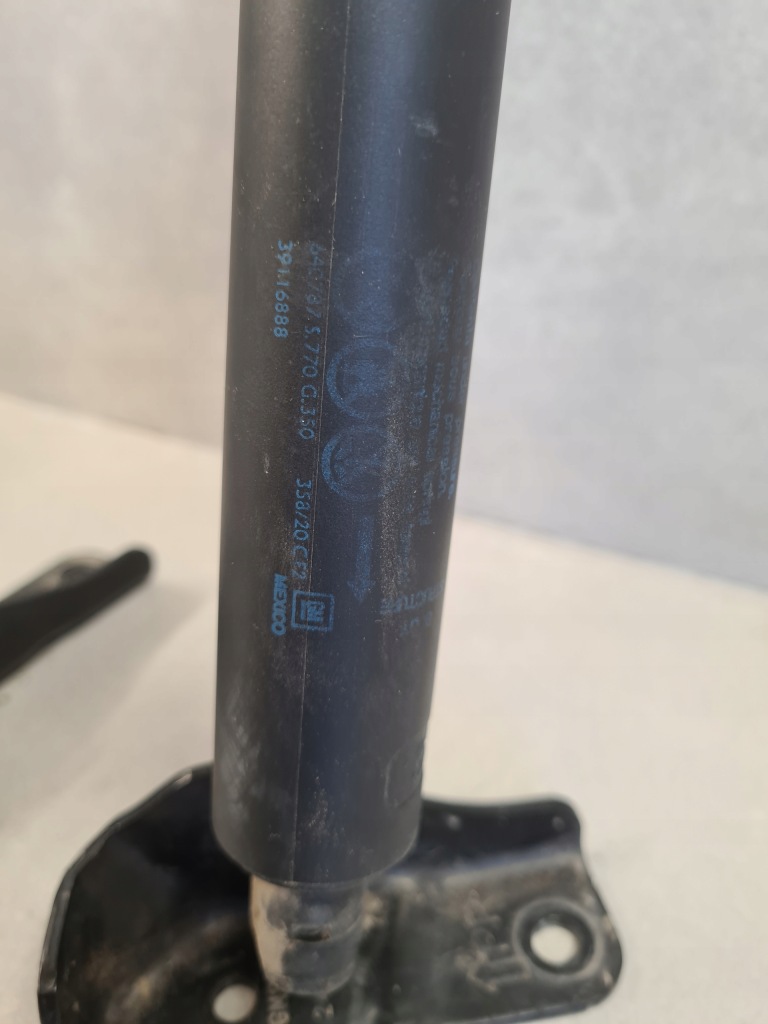 Купити Амортизатор привід кришки електричний opel astra v k kombi оригінал