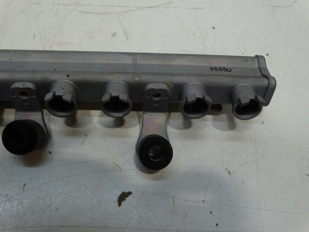 фото №7, Молдинг впрыскная toyota aygo 1.0 vvt-i 72km 9505u