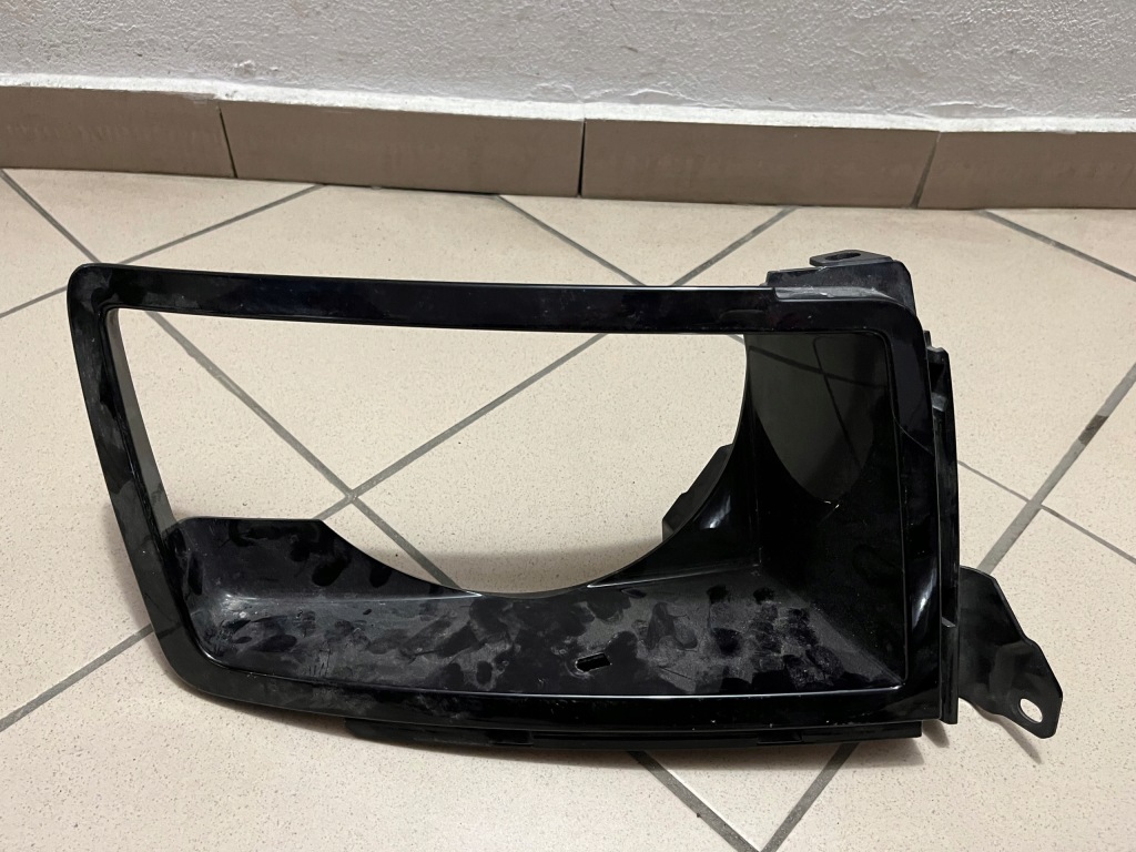 фото №1, Рамка лампы передняя перед правая land rover defender ii 2 19- l663