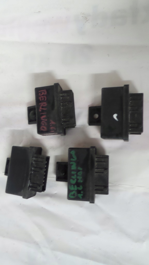 фото №1, Модуль реле насоса топлива berlingo 240107