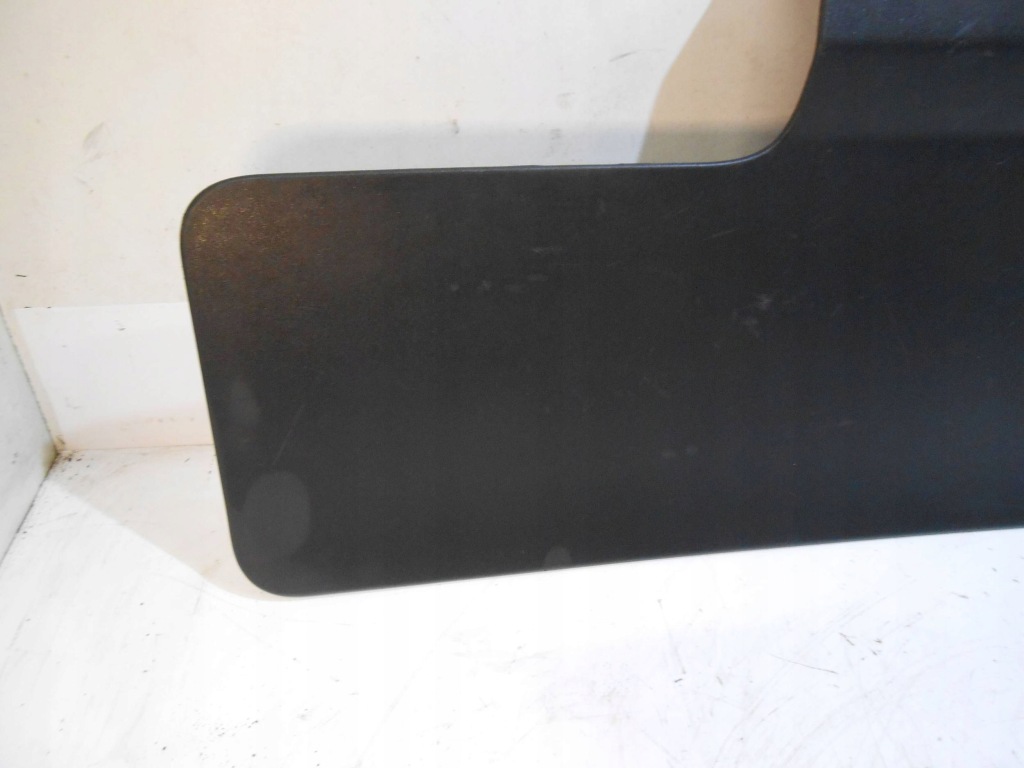 фото №2, Land rover range rover evoque l538 2.2d защита обшивка крышки багажника bj3