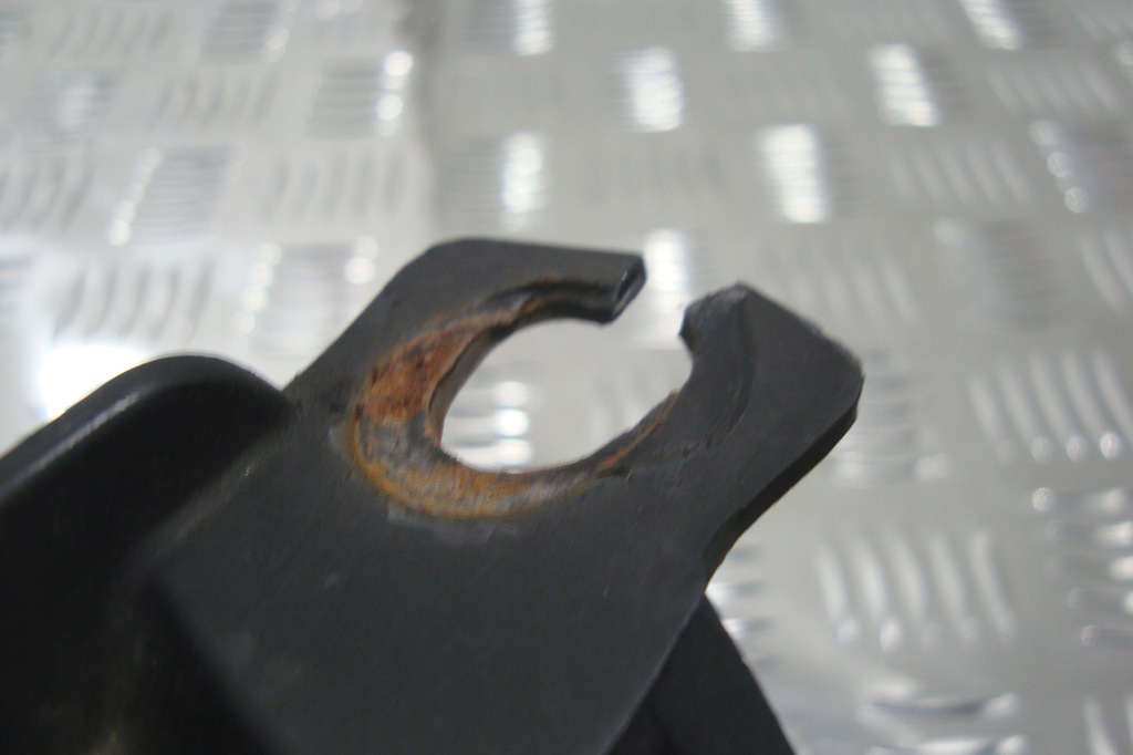 фото №8, Mazda оригинальный номер c23550711 rok решётка радиатора решётка радиатора