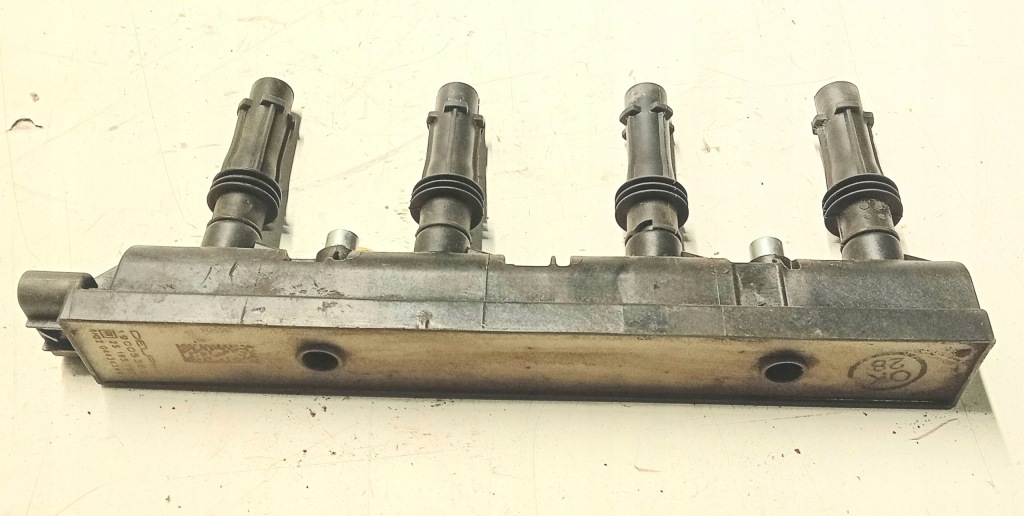 Котушка запалювання 25195107 opel corsa e в Україні