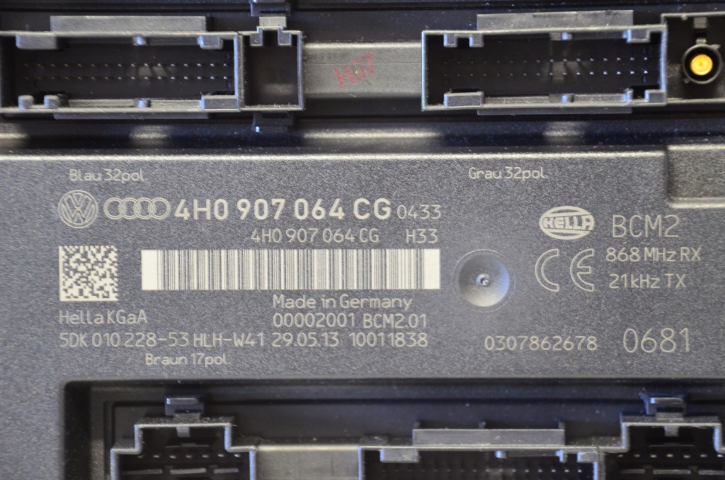Audi модуль блок управления бортовой сетью 4h0907064cg Оригинал