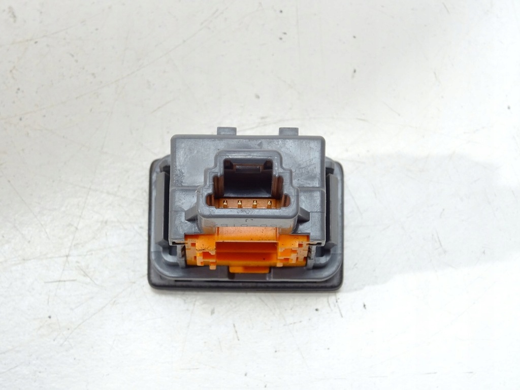 фото №2, Перемикач кришки задній lexus rc f rcf 15a998