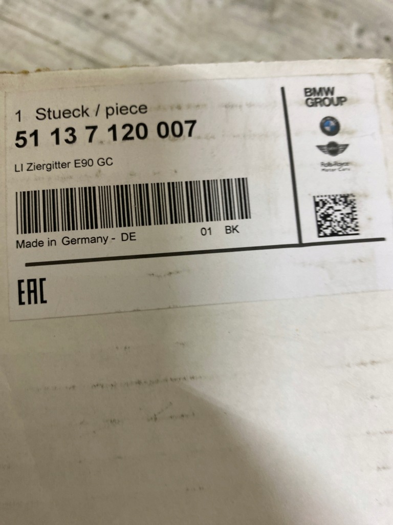 Решётка радиатора решётка  решётка радиатора левая bmw e90 7120007 Доставка