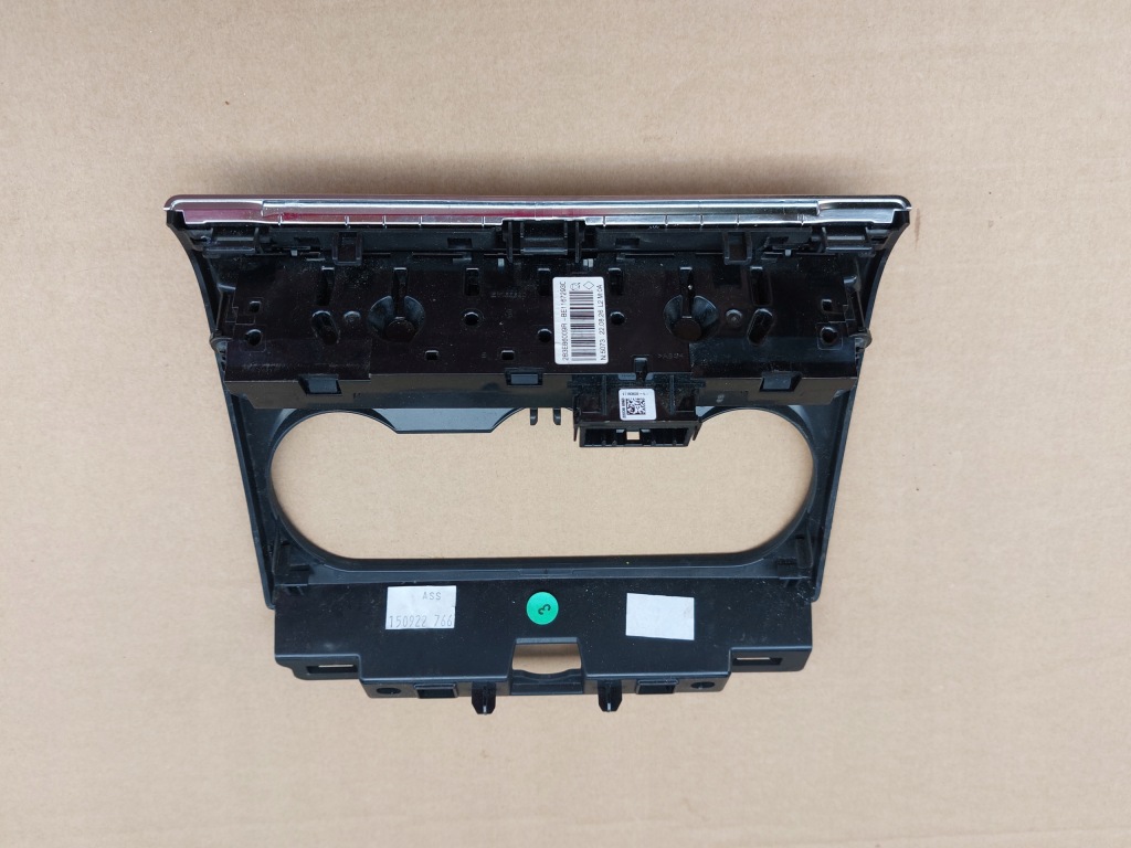 фото №1, Renault clio v оригінальний dekor рамка панель керування 283e86009r