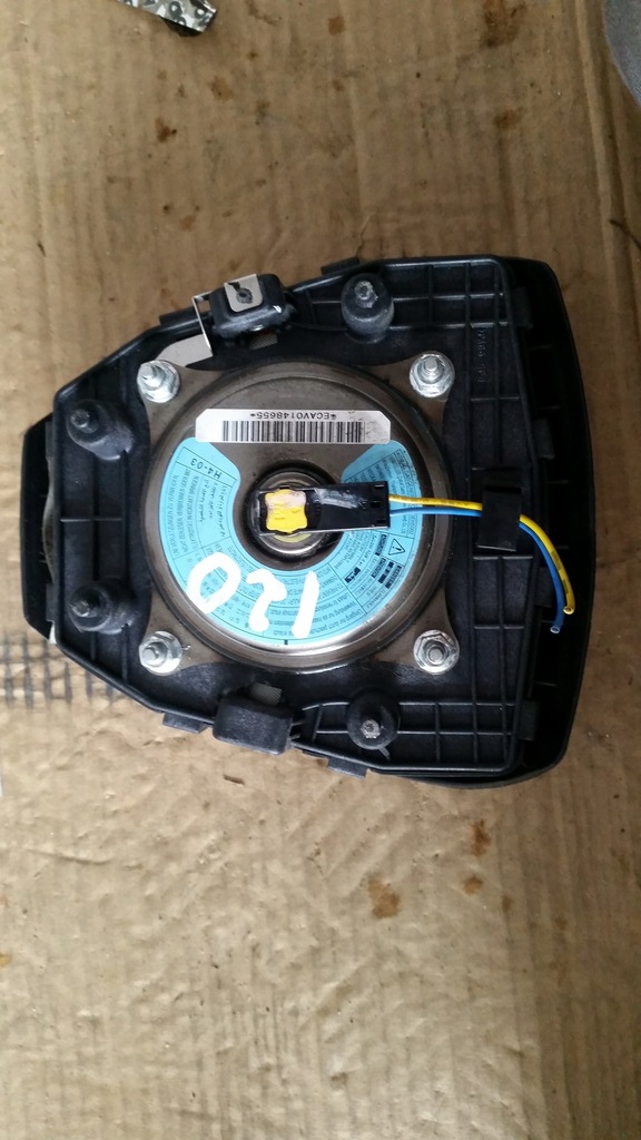 фото №11, Hyundai i20 i lift панель приладів, консоль, подушка безпеки, ремені.