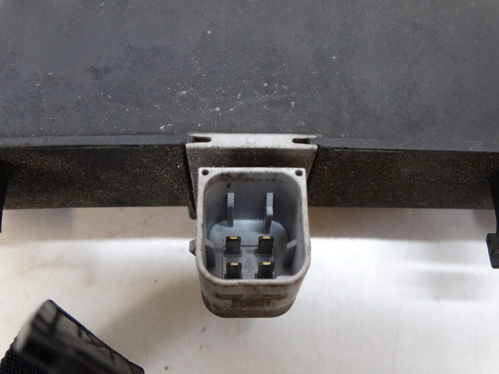 фото №8, Катушка зажигания citroen оригинальный номер 9635864980