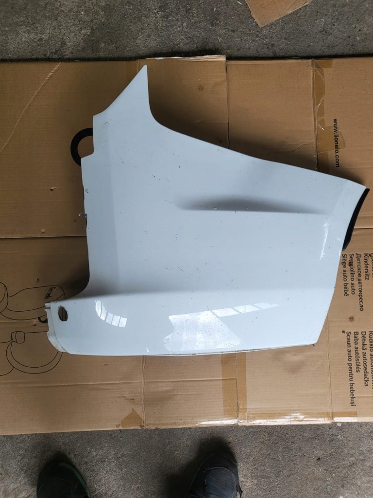 фото №1, Ford transit custom уголок бампера правый задняя