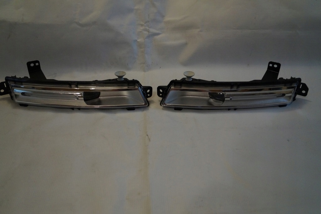 фото №1, Противотуманная фара led l+p jaguar f-pace серебристый 1058.002