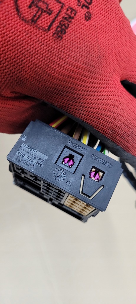 фото №7, Q5 8r sq5 a5 колодка штекер з'єднувач 1394046-1