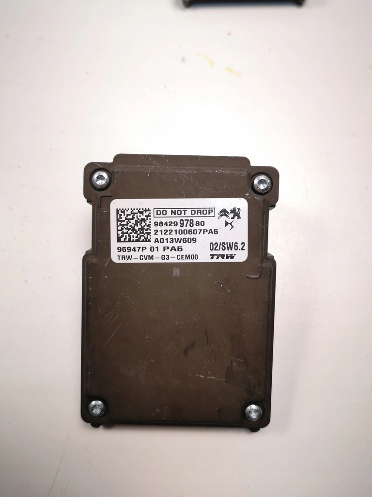 фото №1, Peugeot 3008 ii камера асистент 9842997880