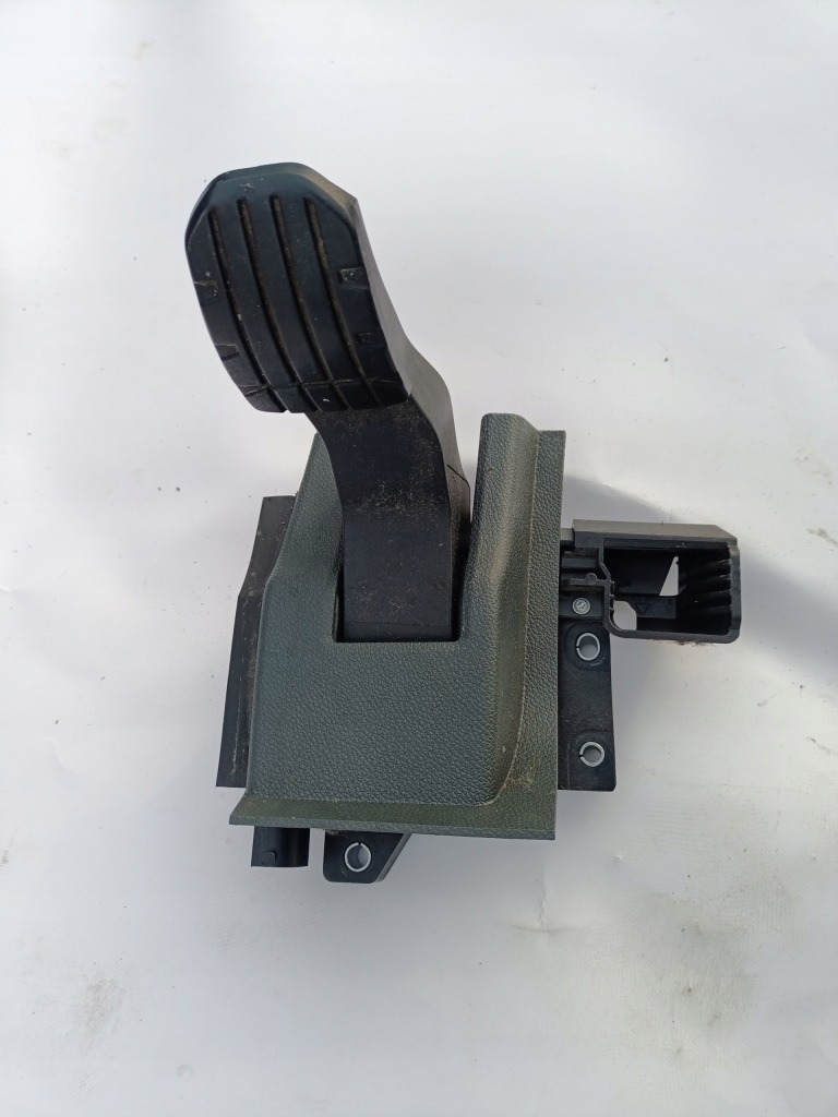 фото №3, Потенциометр педаль газа scania r s 2055138