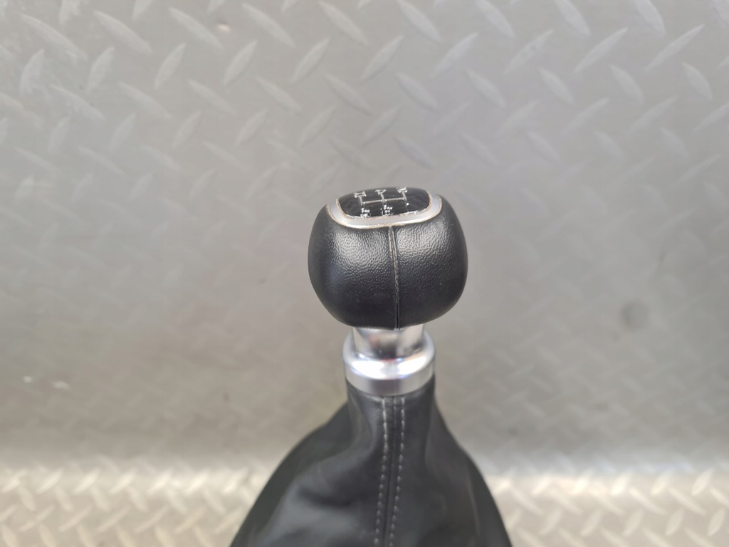 фото №9, Домкрат выборщик ручка чехол hyundai i10 iii 43700k7120