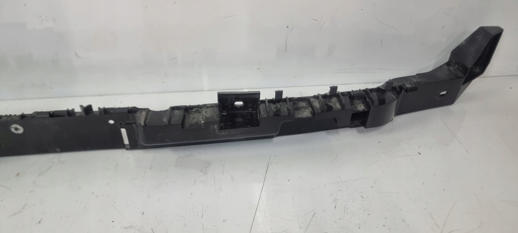 фото №3, Напрямна кронштейн бампера задня tesla y