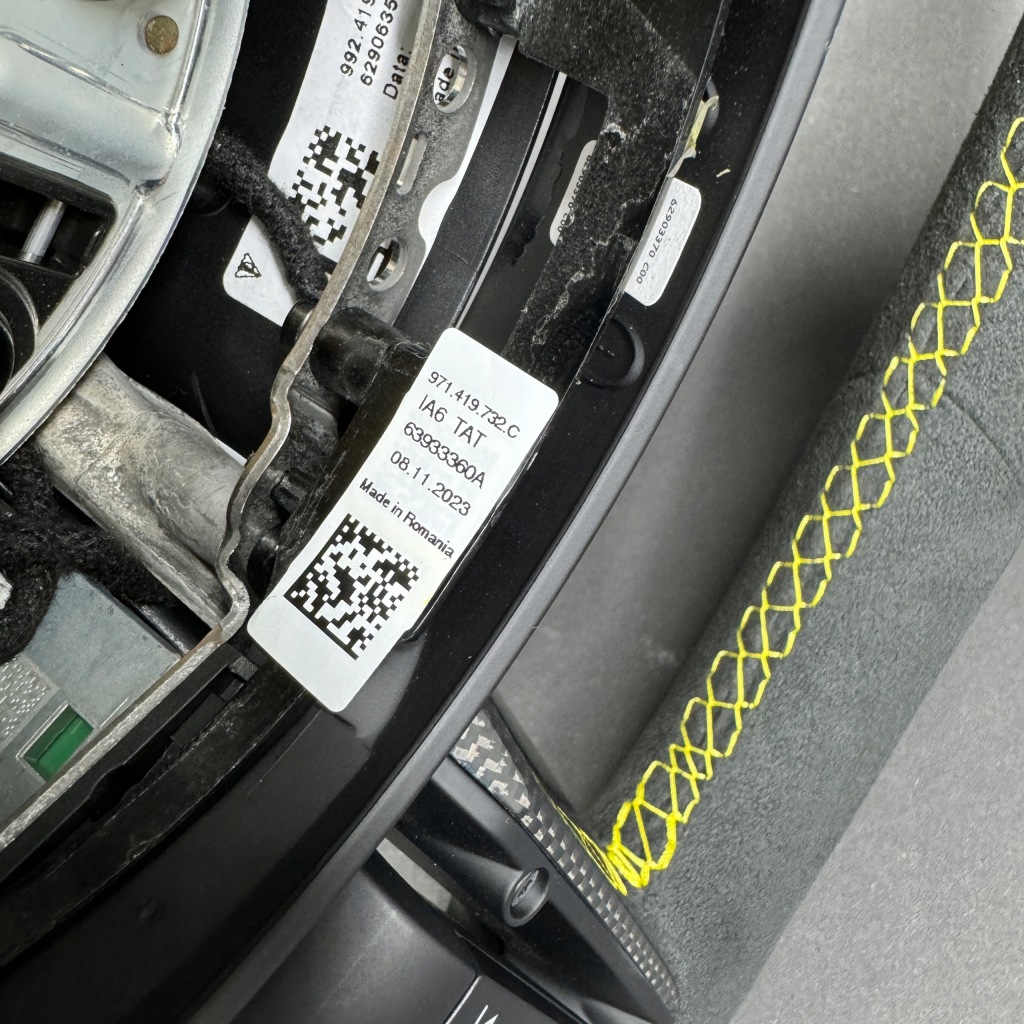 фото №12, Porsche 911 992 macan panamera cayenne повітропровід карбон race-tex 36cm. fv