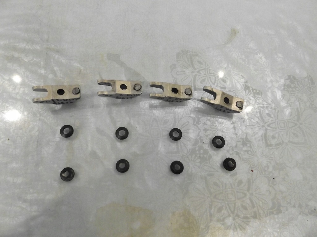 фото №3, Delta iii 1,6jtd крепление форсунок