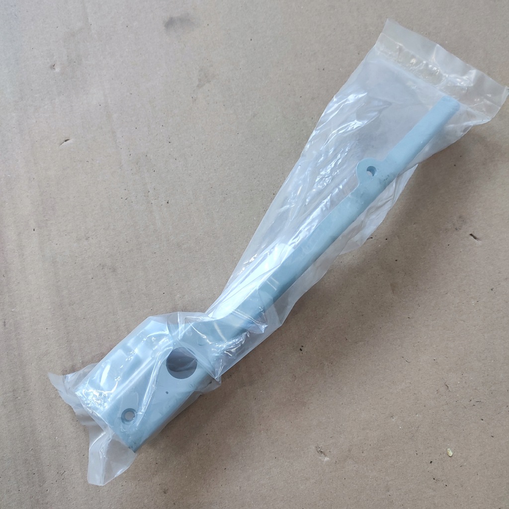 фото №1, Кронштейн крыла правый hyundai ioniq v 5