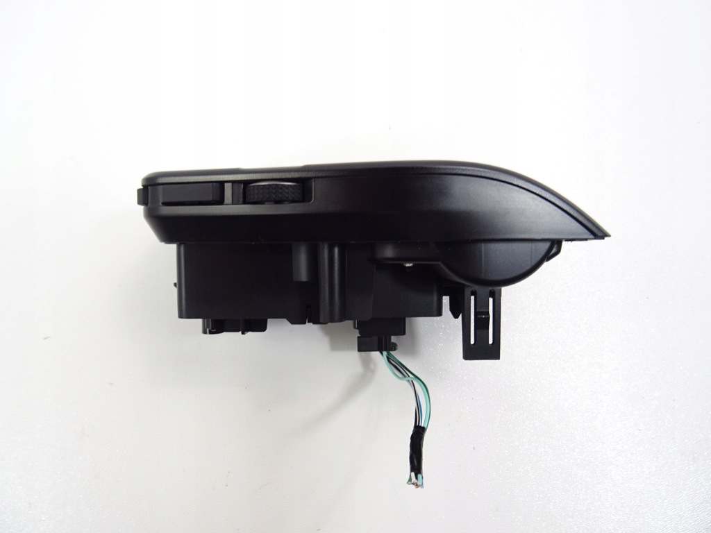 фото №6, Lexus ux 250h панель управление радио колодка 86170-76030 жгут