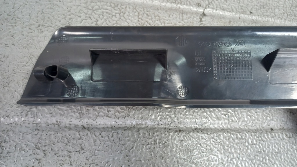 фото №5, Молдинг порог левая volvo xcv70 xc70 07-15r