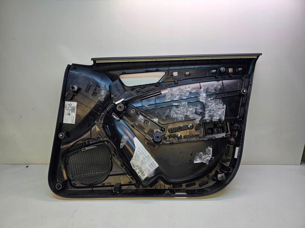 фото №9, Обшивка двері лівий перед audi a4 b8 europa 8k1867105