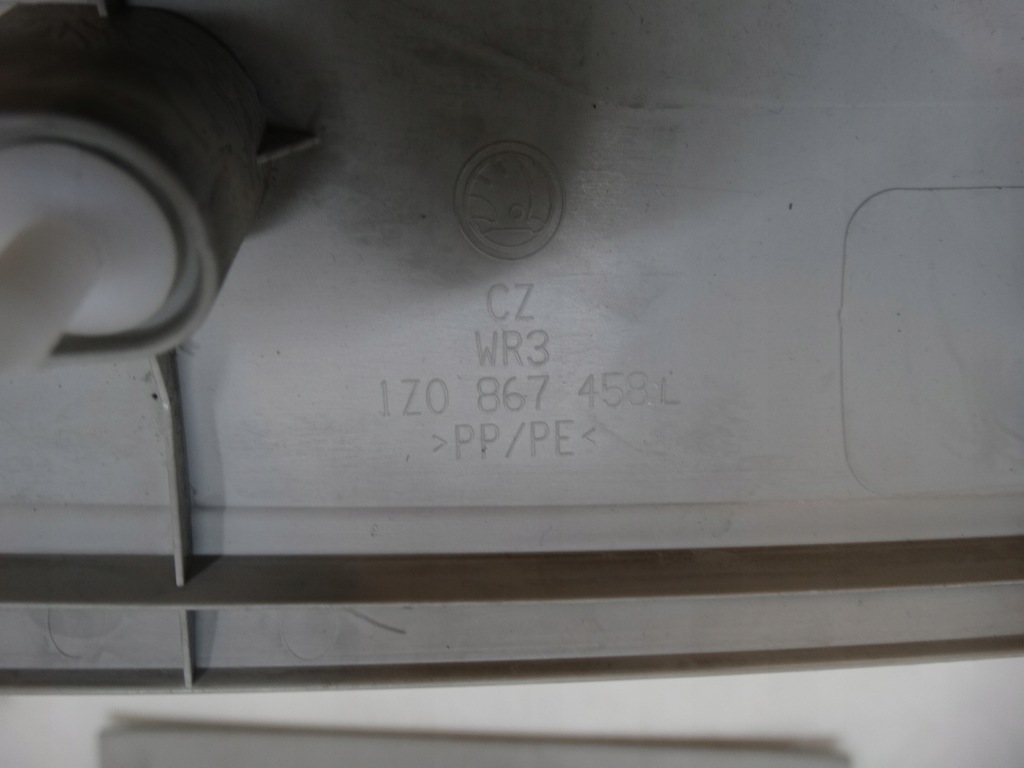 фото №9, Обшивка стойка правое skoda octavia ii 1z0867458l