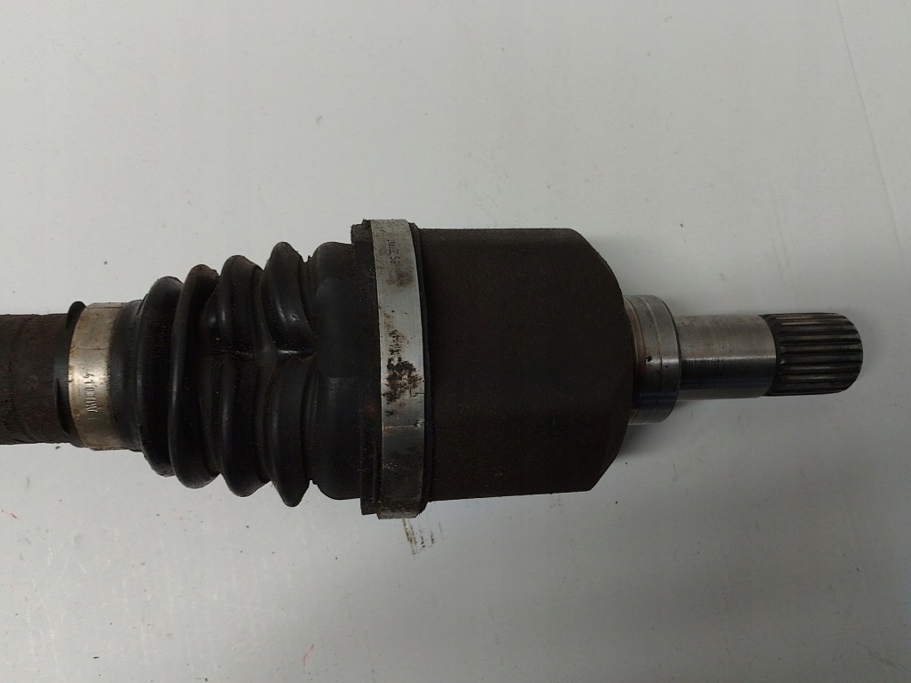 фото №3, Приводной вал левая peugeot 2008 1.6 e-hdi