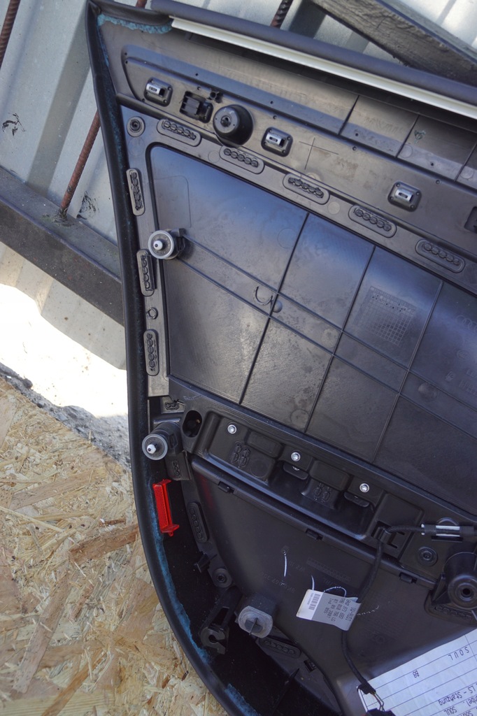 фото №15, Обшивка дверь правый задняя audi a4 b8