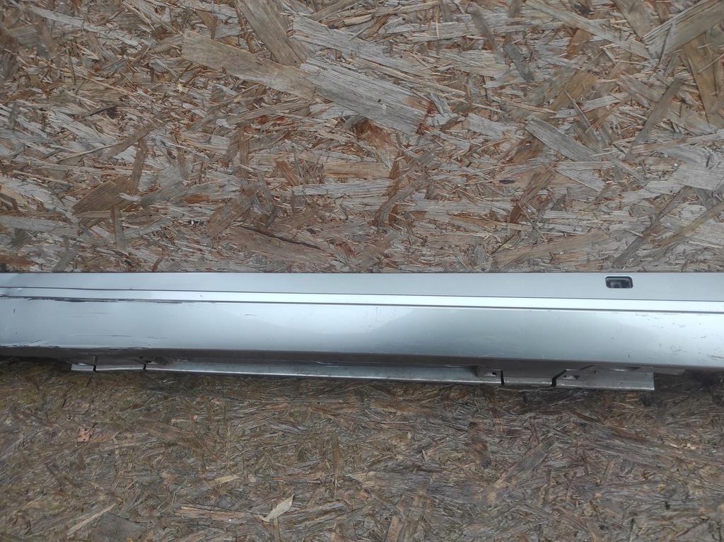 фото №4, Молдинг поріг права lexus es 300h