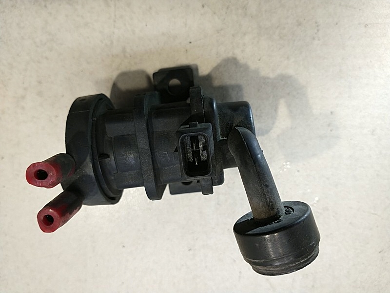 фото №9, Клапан вакууму saab 93 2.2 tid 09128022