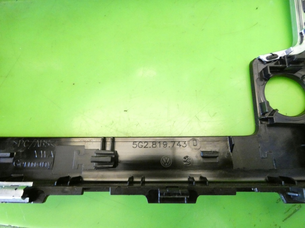 фото №10, Dekor рамка радио панели решётки середина uk vw golf vii gti 12-16