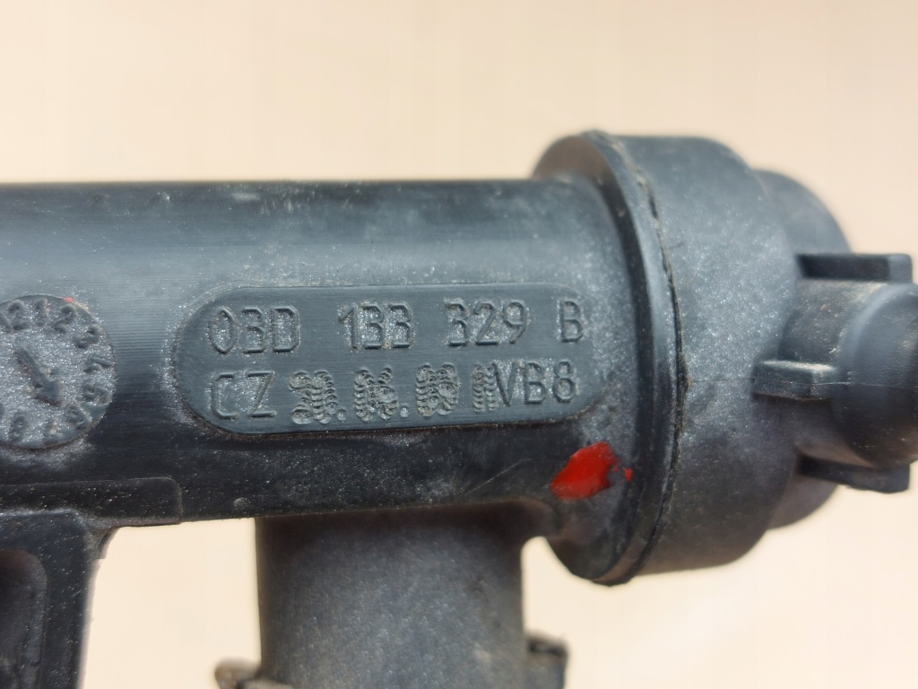 Молдинг впрыскная инжектор 1.2 6v chf skoda vw seat 03d906031g 03d133319k с Разборки