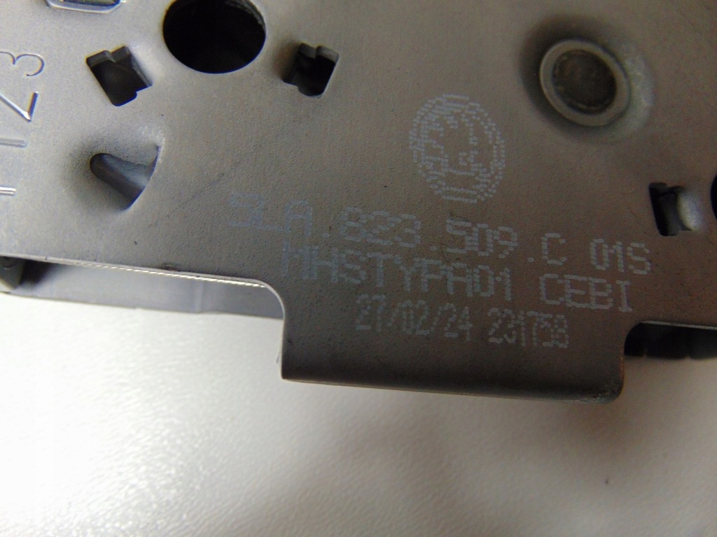 фото №12, Замок капот засувка комплект skoda enyaq 5la823509c europa