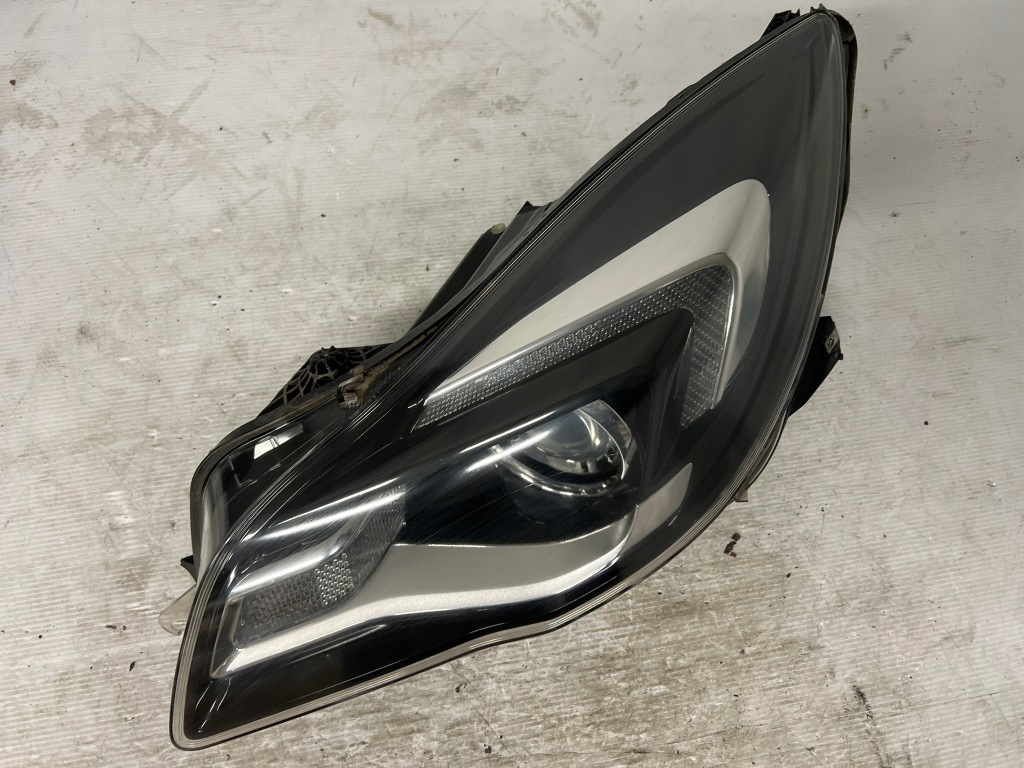 Opel insignia a рестайлінг  фара led лівий фара ліва 13409906 uk в Україні