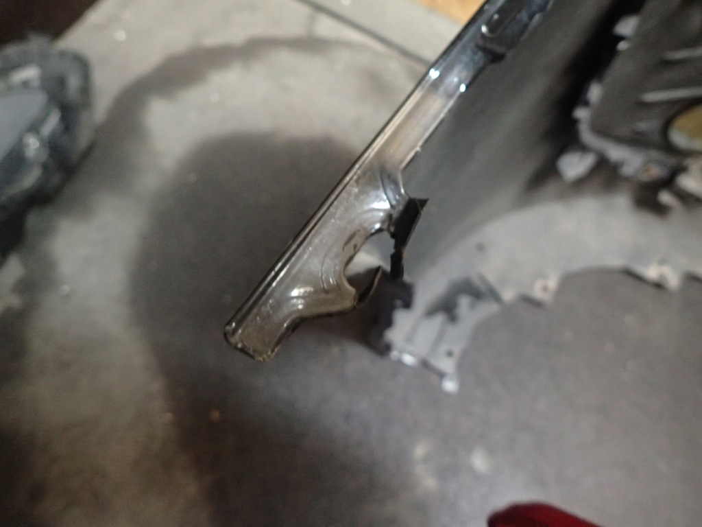 фото №10, Бампер перед mazda 5 v 10-