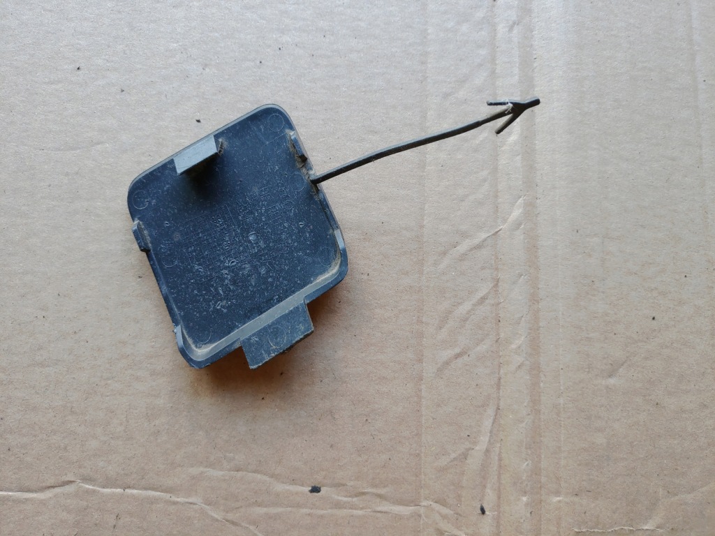 Заглушка фаркоп бампер задняя audi a3 8p 03-05 Оригинал