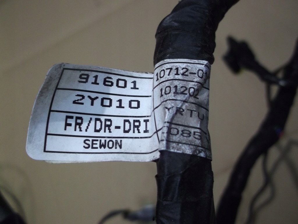 фото №7, Hyundai ix35 електропроводка двері передніх