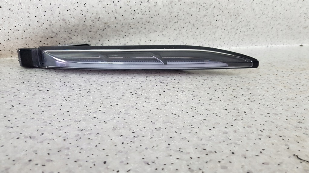 фото №1, Porsche macan lift правый led drl противотуманная фара 9987