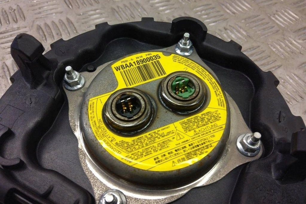 фото №8, Подушка безпеки водія bmw 1 coupe e82 66199001 2.0l дизель 2010