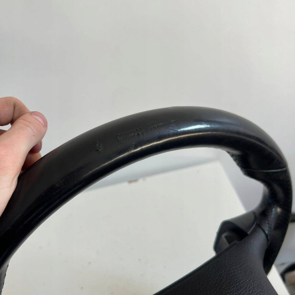 фото №16, Vw scirocco golf v gti r32 повітропровід шкіра шкіряний зрізана 1k0419091at