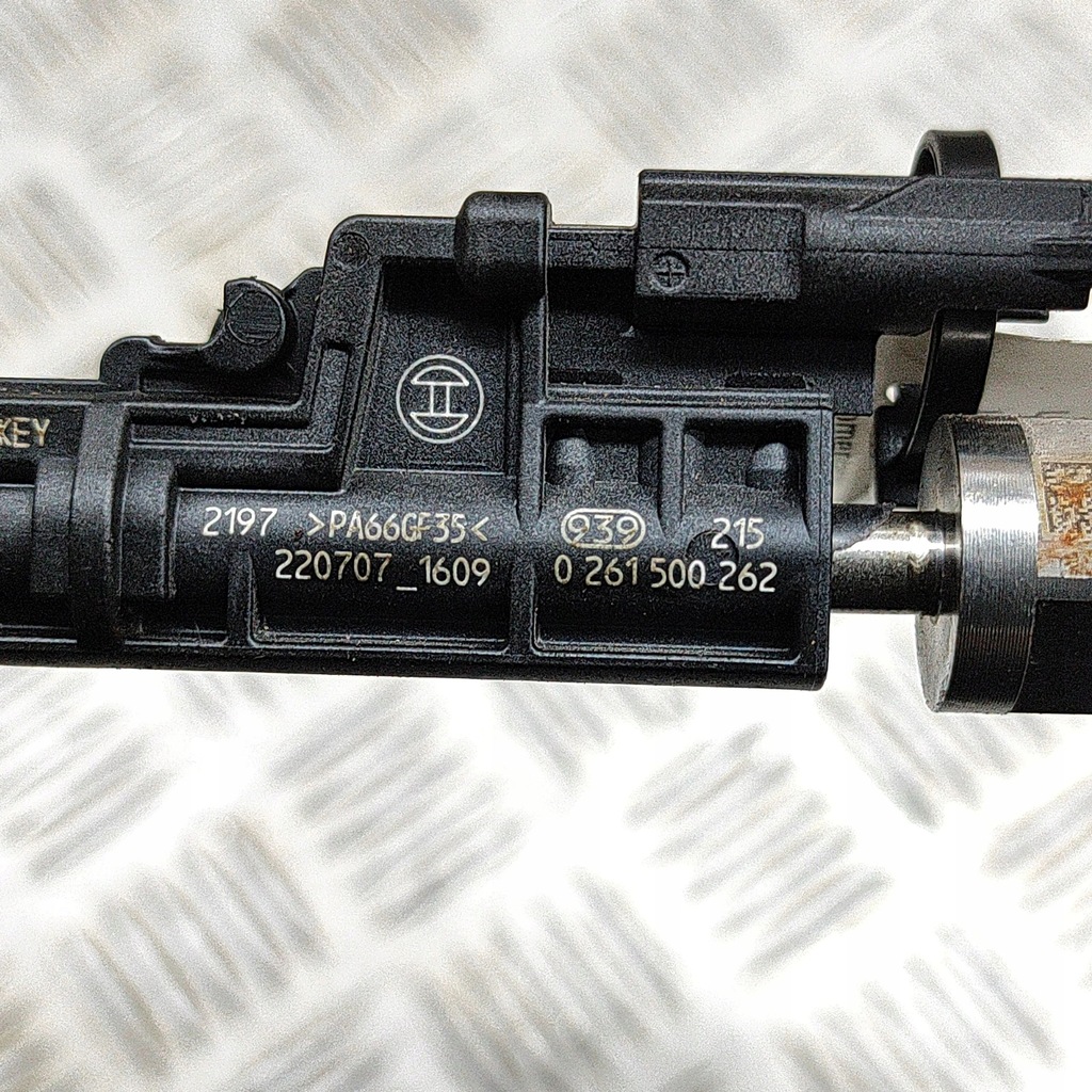 фото №7, Bmw 6 f12 f13 2014 форсунка топлива