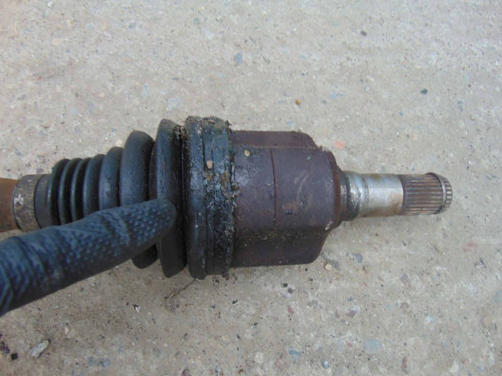 Приводной вал левая c-max mk2 focus mk3 powershift 2.0 tdci в Украине